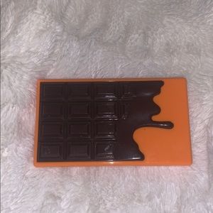 Makeup revolution eyeshadow(swatched)